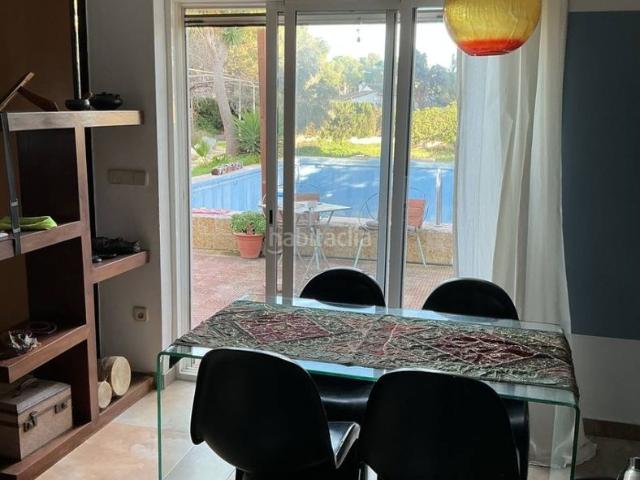 Chalet en venta en Olocau, València / Valencia