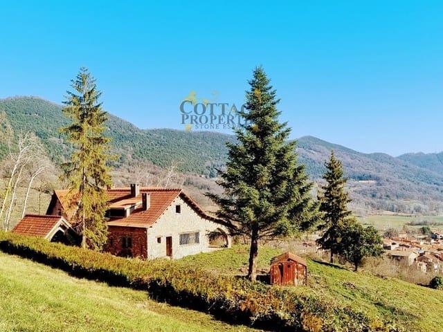Villa en venta en Olot, Malagrida