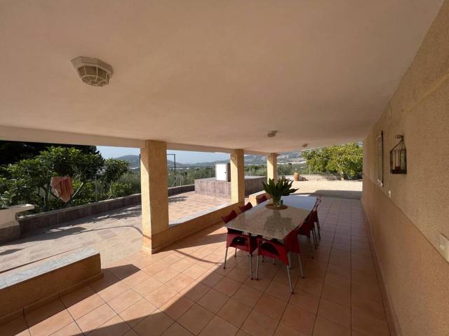 Casa en venta en Onil