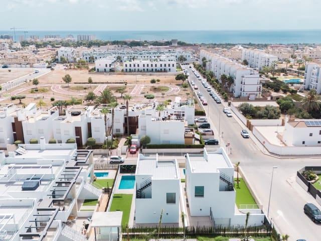 Chalet en venta en Urbanización La Zenia II, el Baix Segura / La Vega Baja