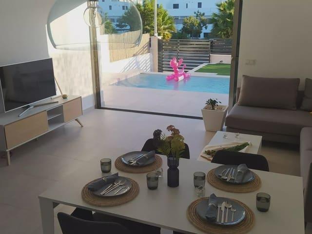 Chalet en venta en Urbanización La Zenia II, el Baix Segura / La Vega Baja