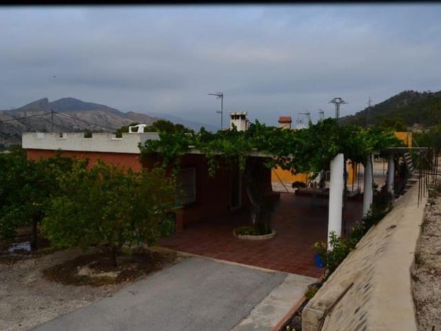 Villa en venta en Orxeta