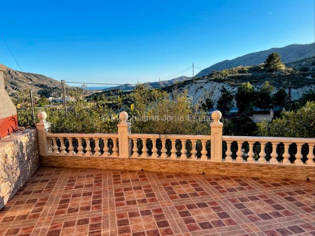 Villa en venta en Orxeta