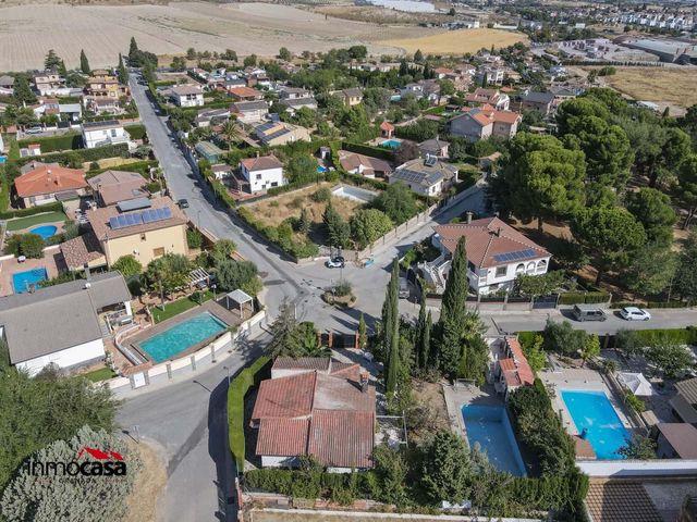 Chalet en venta en Villa de Otura, Granada