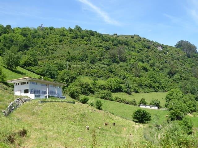 Villa en venta en Oviedo, Casco Antiguo