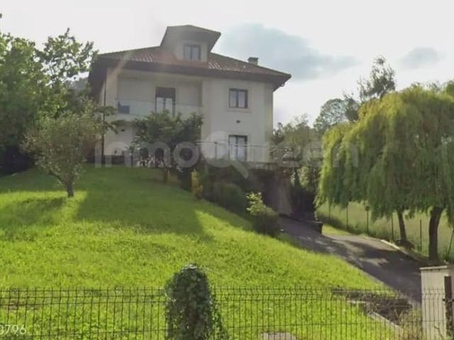 Chalet en venta en Centro, Oviedo