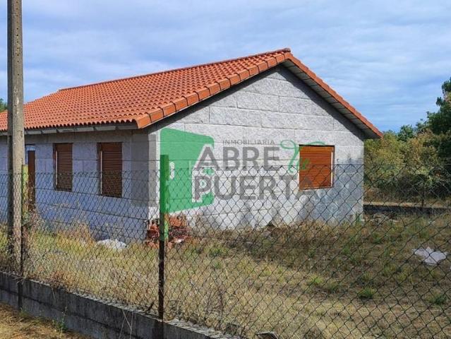 Chalet en venta en Paderne de Allariz, Ourense