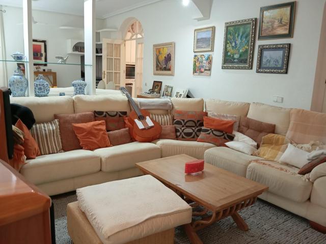 Chalet en venta en Palomares Del Río, Andalucía