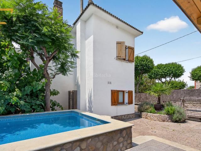 Chalet en venta en l'Eixample de Parets, Vallès Oriental