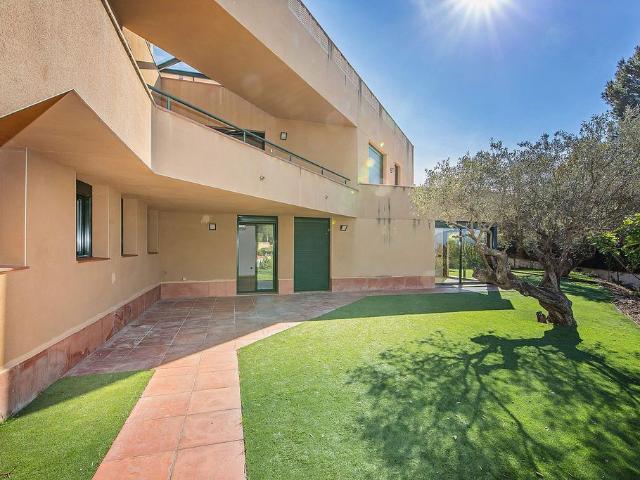 Villa en venta en Gelida