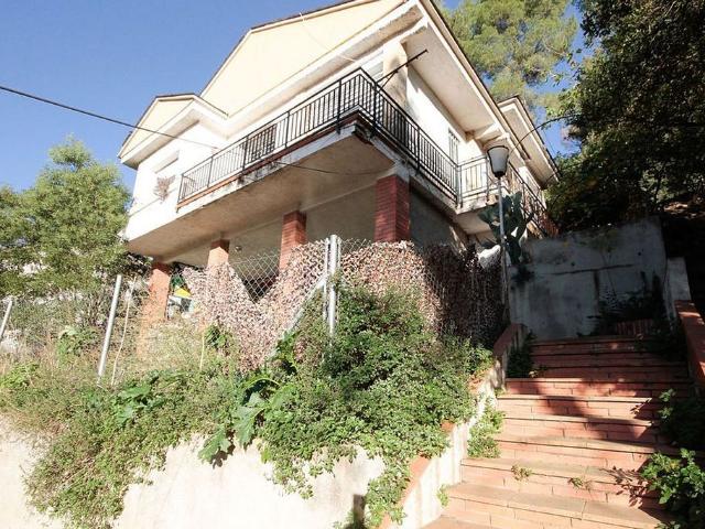 Villa en venta en Corbera De Llobregat, el Bon Repòs B