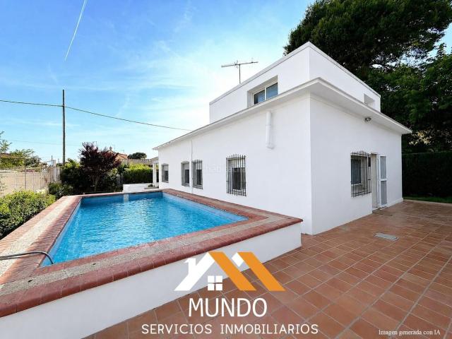 Chalet en venta en l'Horta Nord, Valencia