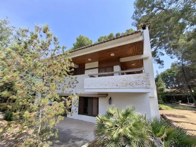 Chalet en venta en l'Horta Nord, Valencia