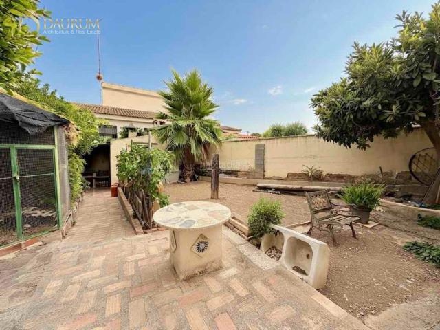 Chalet en venta en l'Horta Nord, Valencia
