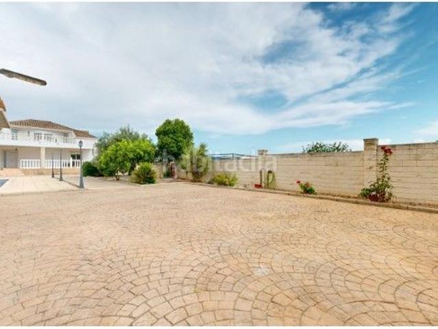 Chalet en venta en Pedralba De La Pradería, Castilla y León