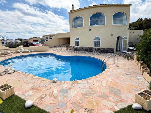 Chalet en venta en Pedreguer, Valencia