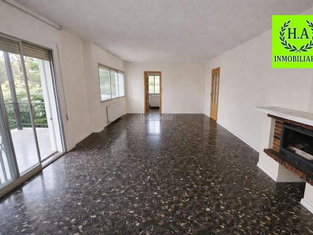 Chalet en venta en Pedrezuela, Madrid