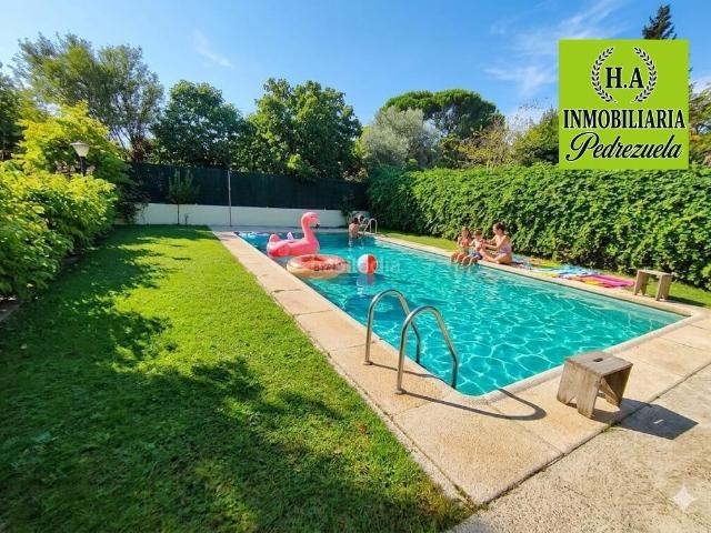 Chalet en venta en Pedrezuela, Madrid