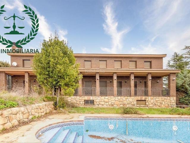 Chalet en venta en Pedrezuela, Madrid