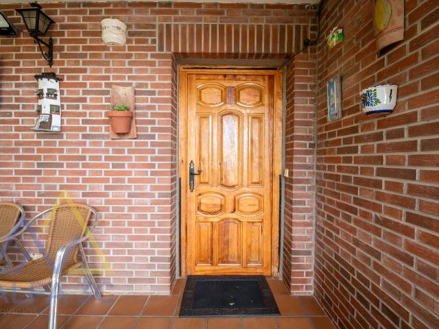 Chalet en venta en Pedrezuela, Madrid