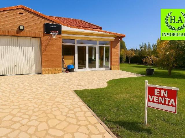 Chalet en venta en Pedrezuela, Madrid