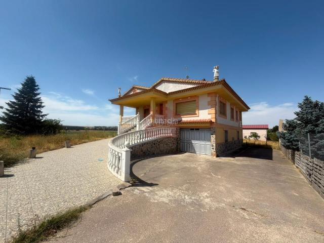 Chalet en venta en Pelabravo, Castilla y León