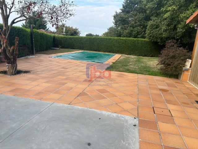 Chalet en venta en Prexigueiró, Ourense