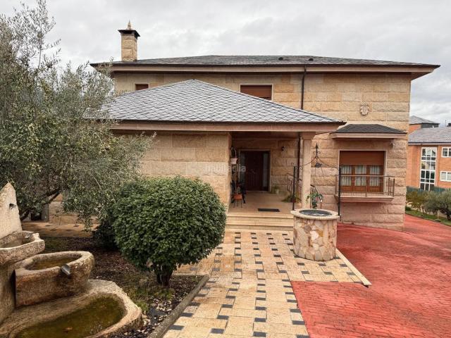 Chalet en venta en Valdeorras, Galicia