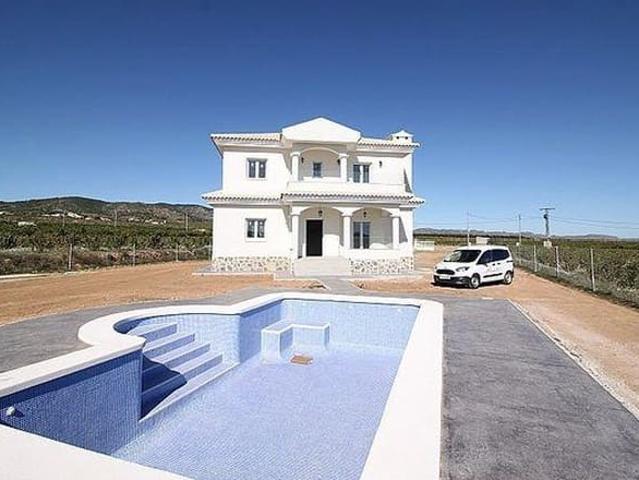 Chalet en venta en el Vinalopó Mitjà / El Vinalopó Medio, Valencia