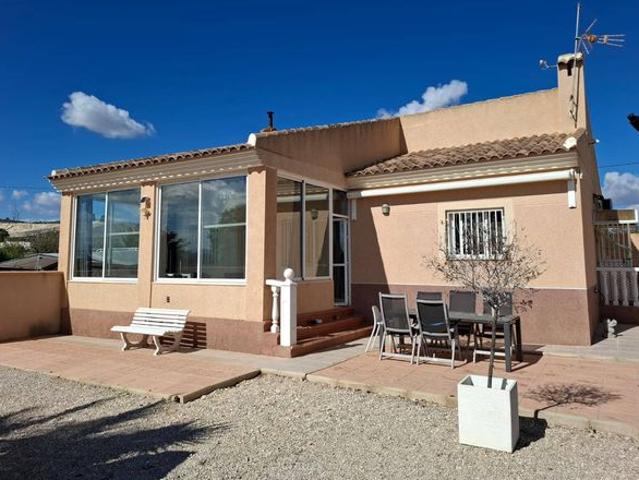 Chalet en venta en el Pinós / Pinoso, Alacant / Alicante