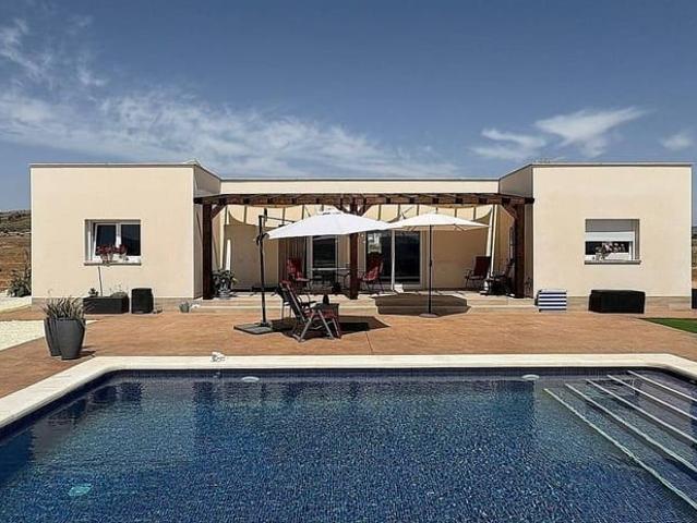 Chalet en venta en el Vinalopó Mitjà / El Vinalopó Medio, Valencia