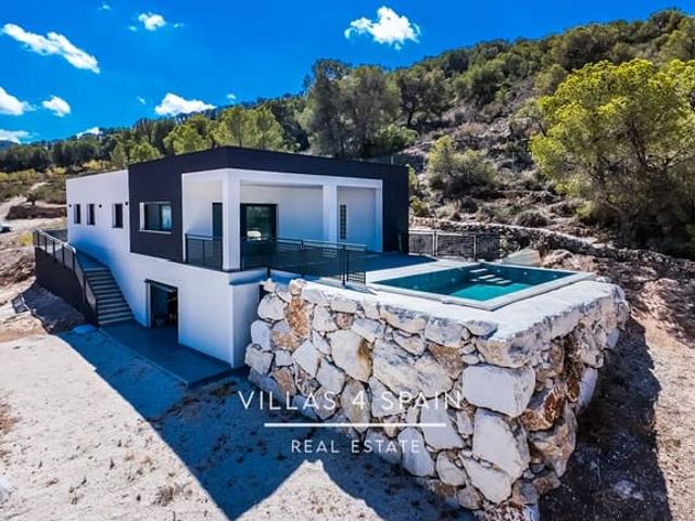 Chalet en venta en el Vinalopó Mitjà / El Vinalopó Medio, Valencia