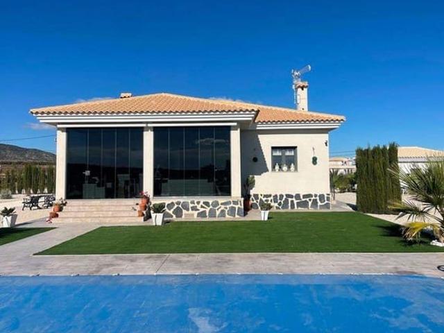 Chalet en venta en el Vinalopó Mitjà / El Vinalopó Medio, Valencia