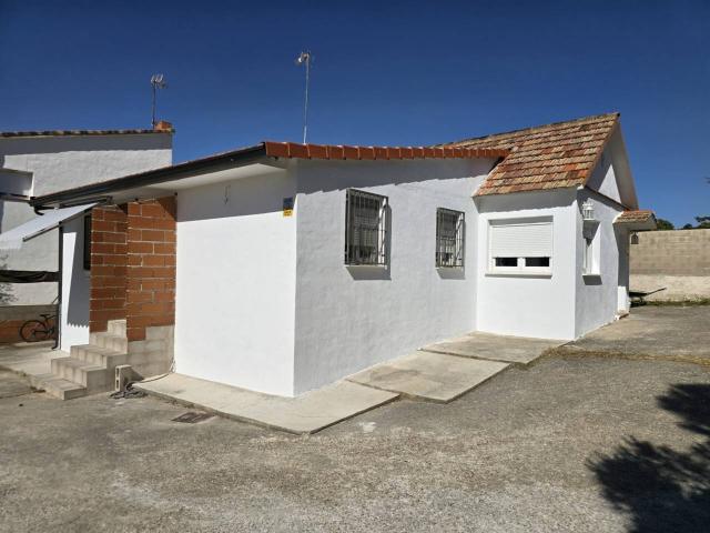Chalet en venta en Las Suertes, Pioz