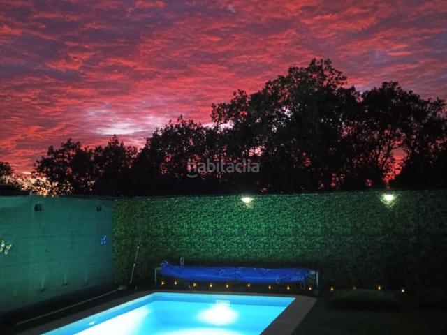 Chalet en venta en Madrebuena, Pioz