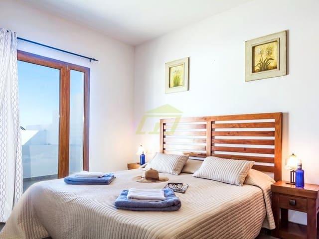 Chalet en venta en Playa Blanca, Yaiza