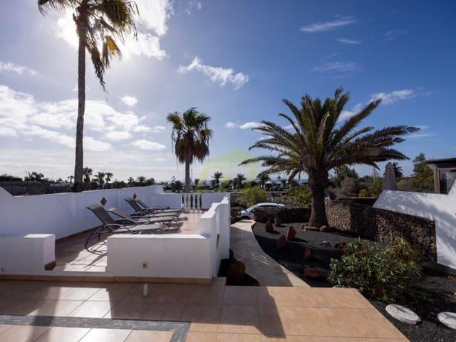 Chalet en venta en Playa Blanca, Yaiza