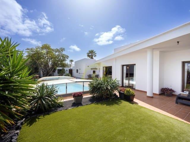 Chalet en venta en Playa Blanca, Yaiza