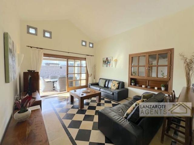 Chalet en venta en Playa Blanca, Yaiza