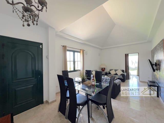 Chalet en venta en Playa Blanca, Yaiza