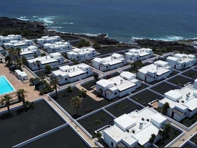 Chalet en venta en Playa Blanca, Yaiza