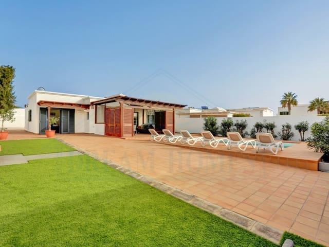 Chalet en venta en Playa Blanca, Yaiza