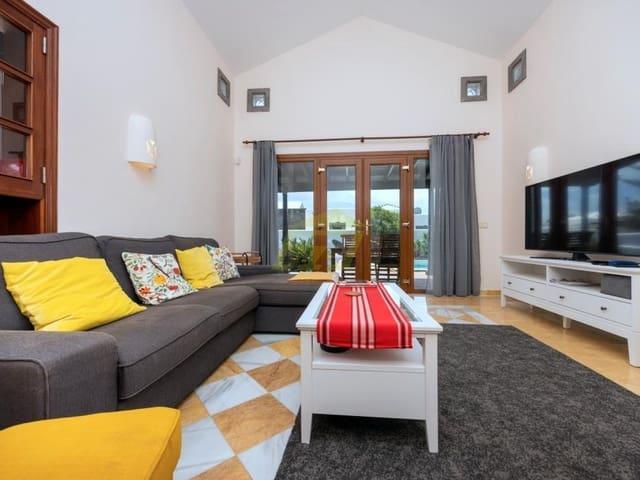 Chalet en venta en Playa Blanca, Yaiza