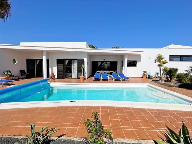 Villa en venta en Lanzarote, Montaña Roja