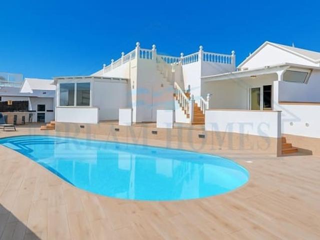 Chalet en venta en Playa Blanca, Yaiza