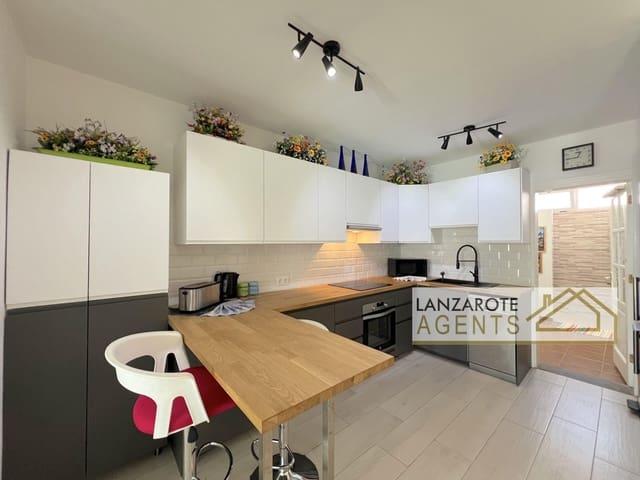 Chalet en venta en Playa Blanca, Yaiza