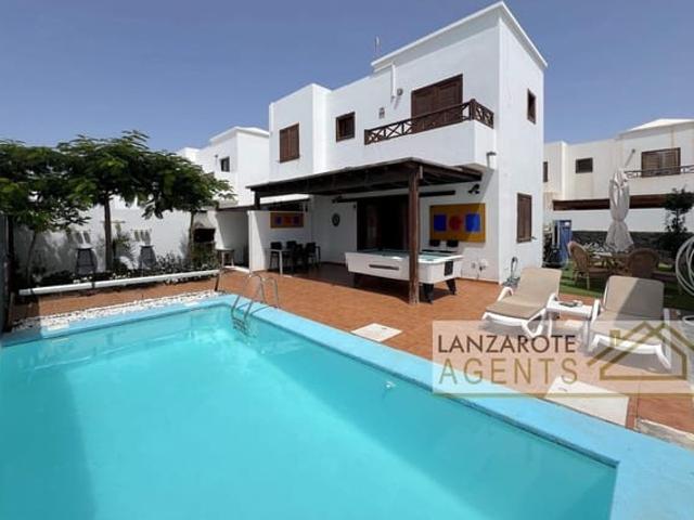 Chalet en venta en Playa Blanca, Yaiza