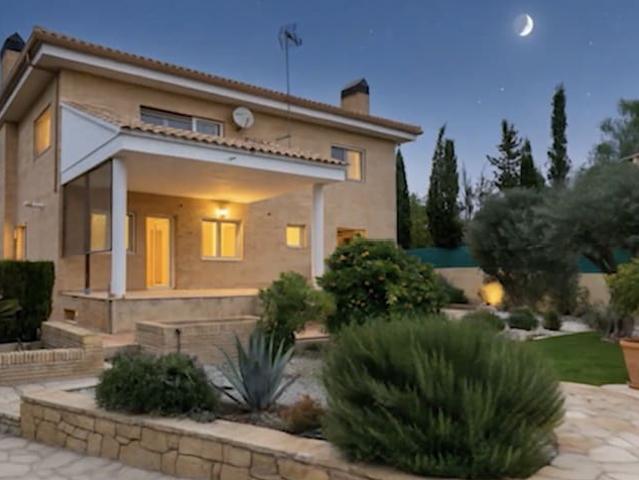 Chalet en venta en Platja de Mutxavista, l'Alacantí