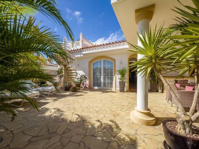 Chalet en venta en Costa Adeje, Adeje