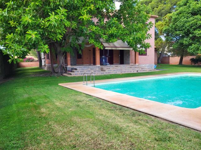 Chalet en venta en el Camp de Túria, Valencia